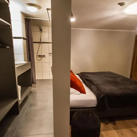 Feriehus Beautiful Holiday With Sauna In Manhay